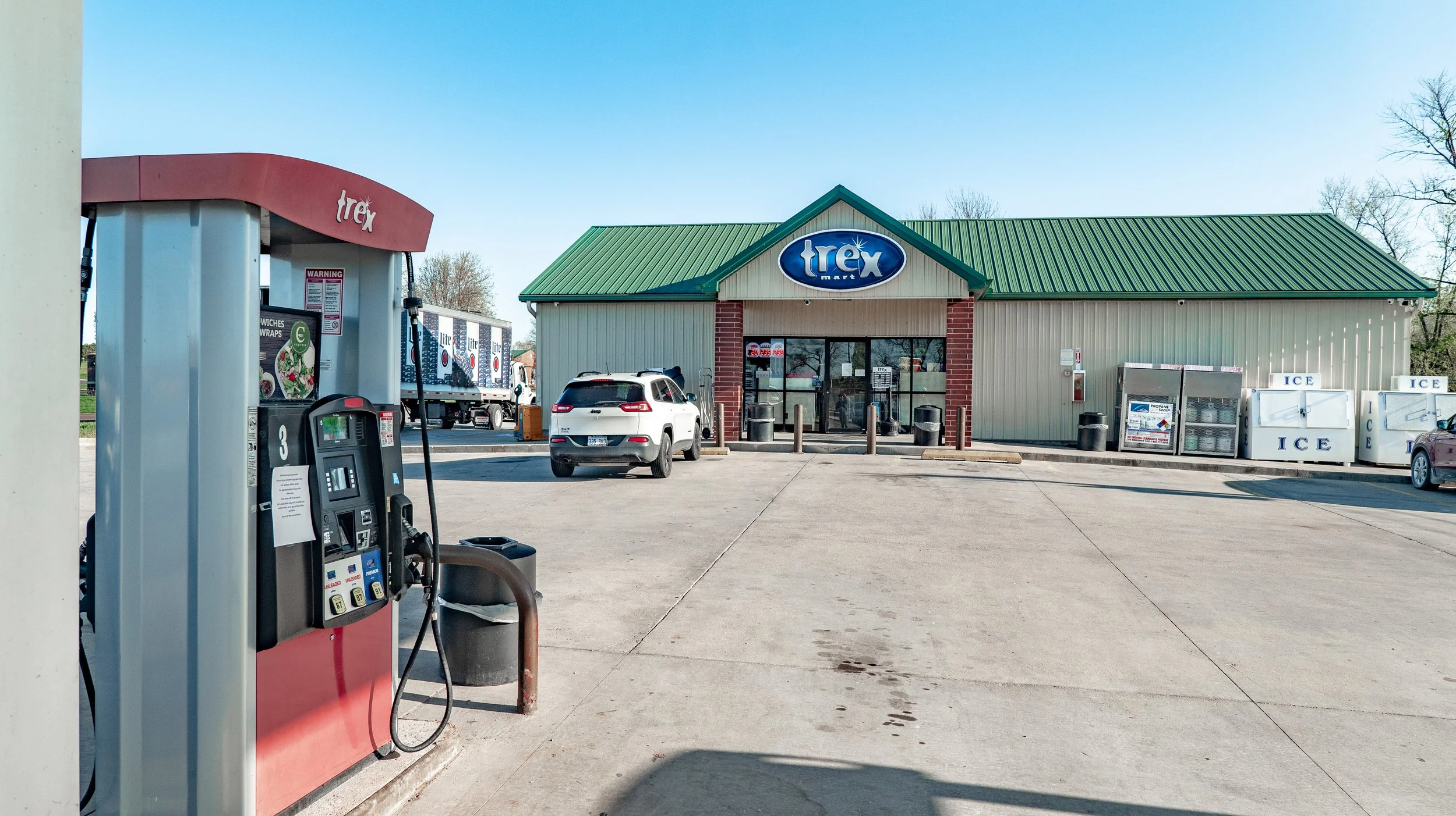 13 TRIMBLE | Shop Smart—Save Today! — Trex Mart